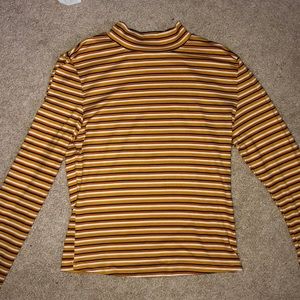Fitted striped long sleeve